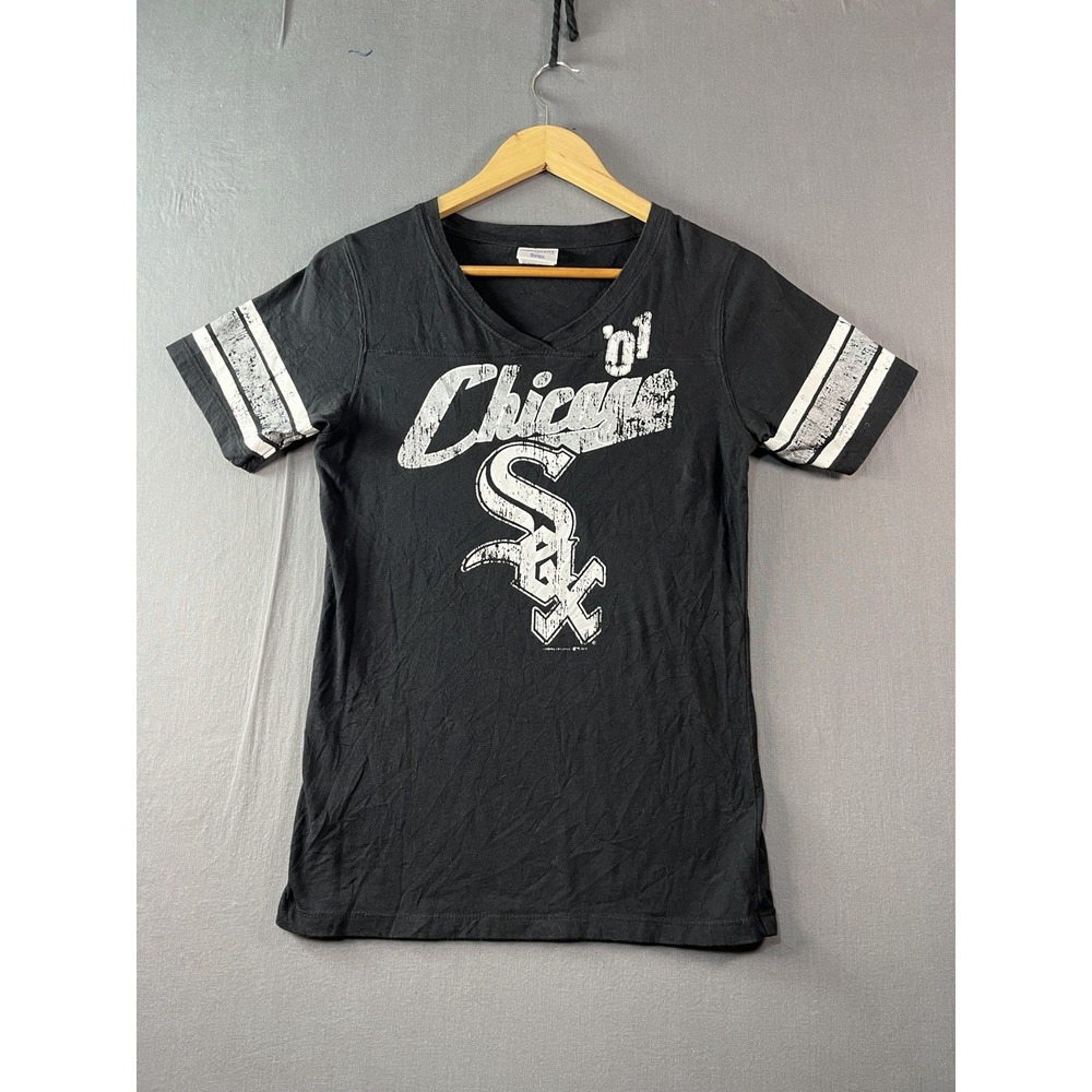 CHICAGO WHITE SOX  MLB BASEBALL PERFORMANCE V-NECK SHIRT WOMENS MEDIUM